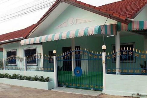 Fully Furnished 2-Bedroom Home For Rent